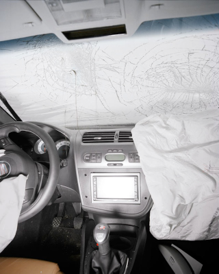 Illustration for article titled These Pictures of a Car After a Car Crash Are Horrifying